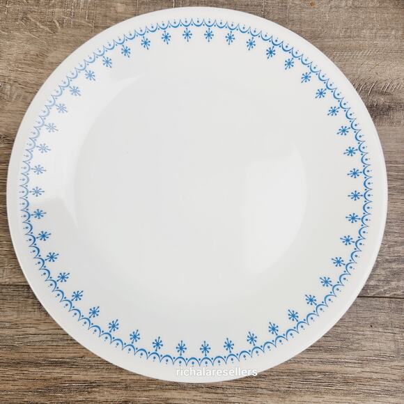 Corelle Snowflake Blue 8.5" Salad Plates Lot of 3 Corning Vintage - Picture 2 of 7
